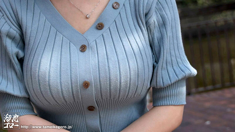 “天然Gカップの軟乳”。